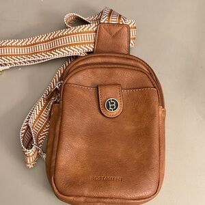 Bostonian Tan Leather Belt Bag